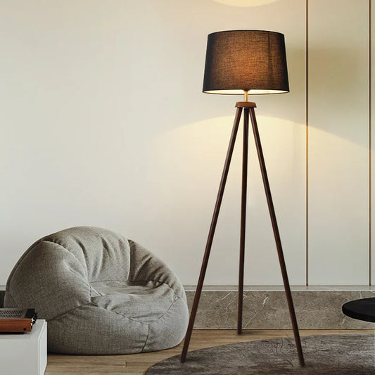 Lampe sur pied vintage à trois pieds – Style Mid-Century pour votre maison